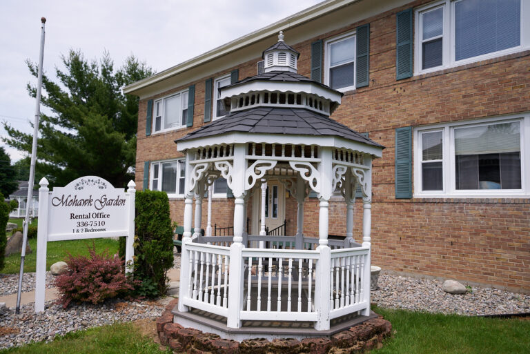 Mohawk Garden Your Home In Rome.